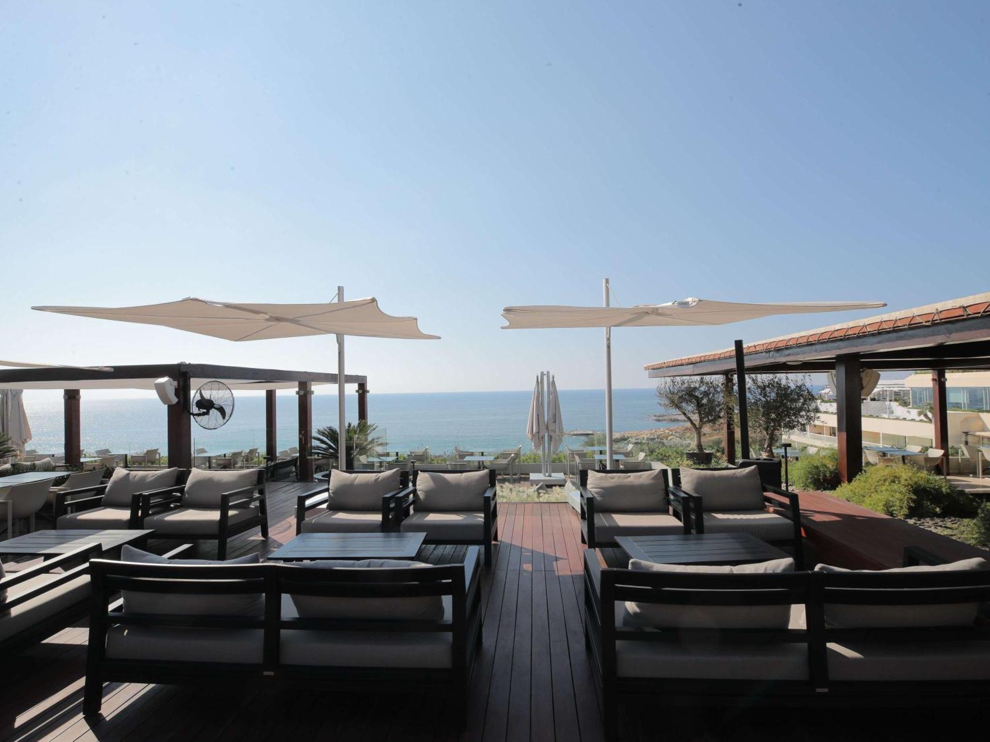 Moevenpick Hotel Beirut Eksteriør bilde