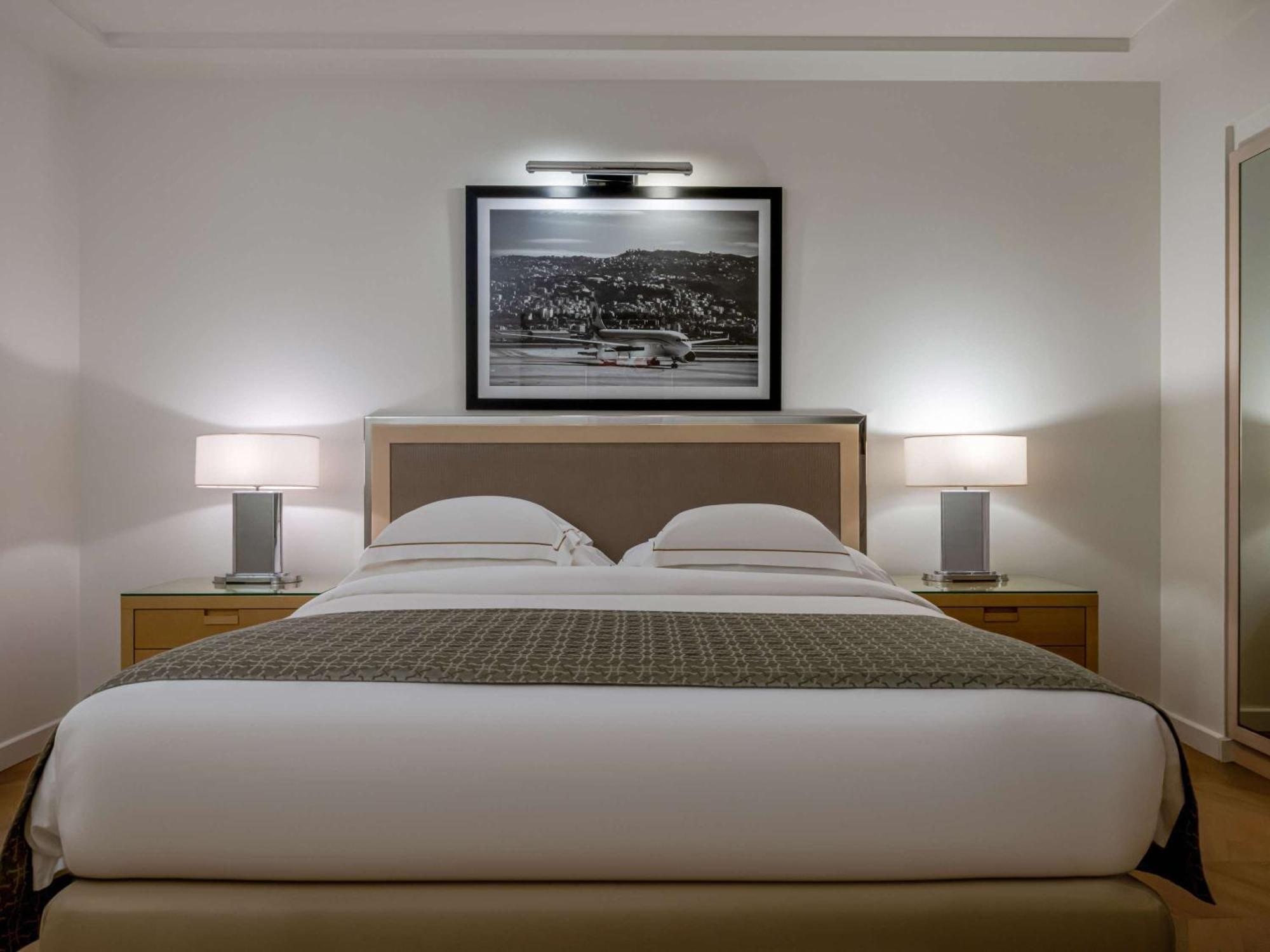 Moevenpick Hotel Beirut Eksteriør bilde