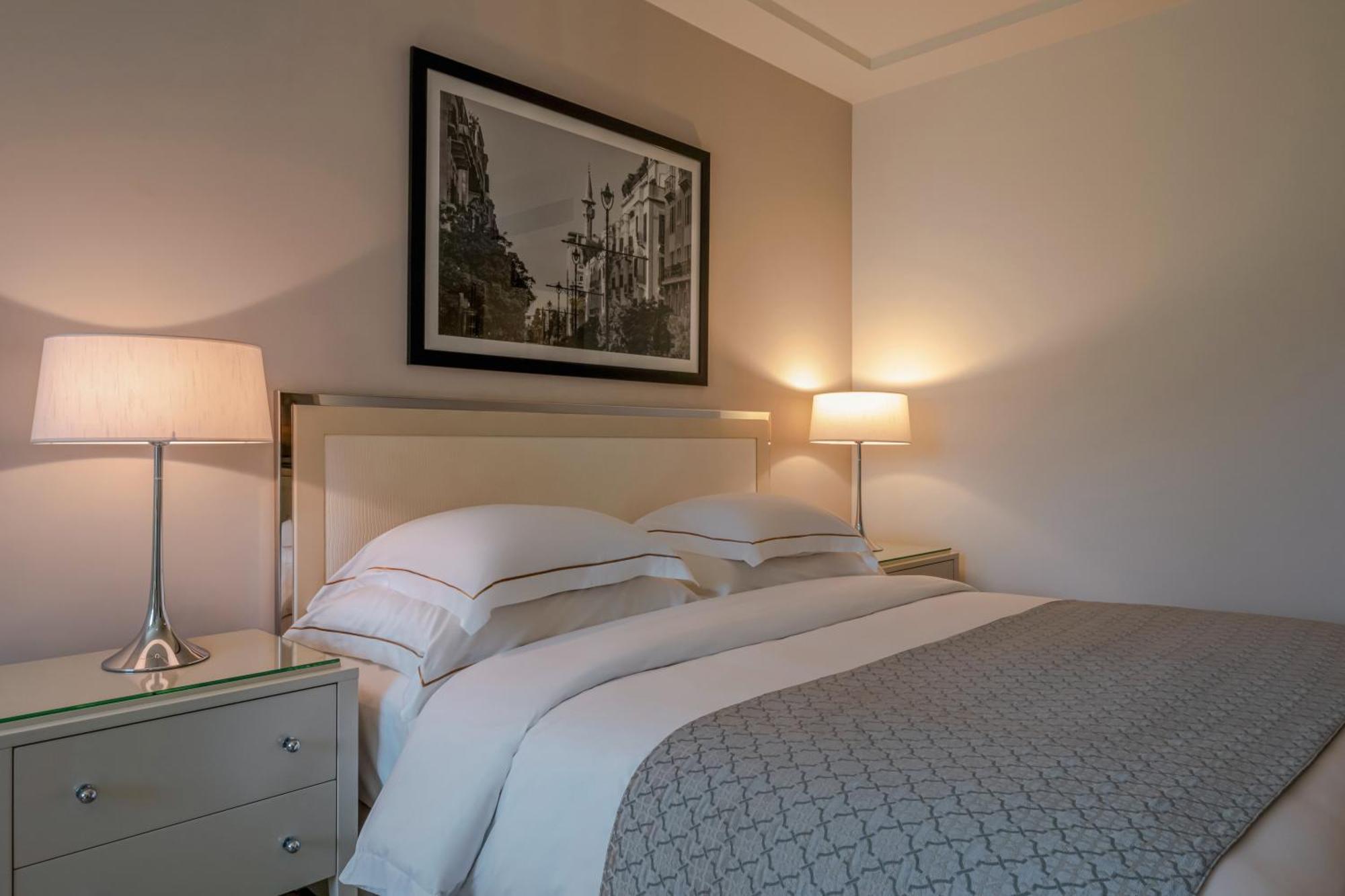 Moevenpick Hotel Beirut Eksteriør bilde