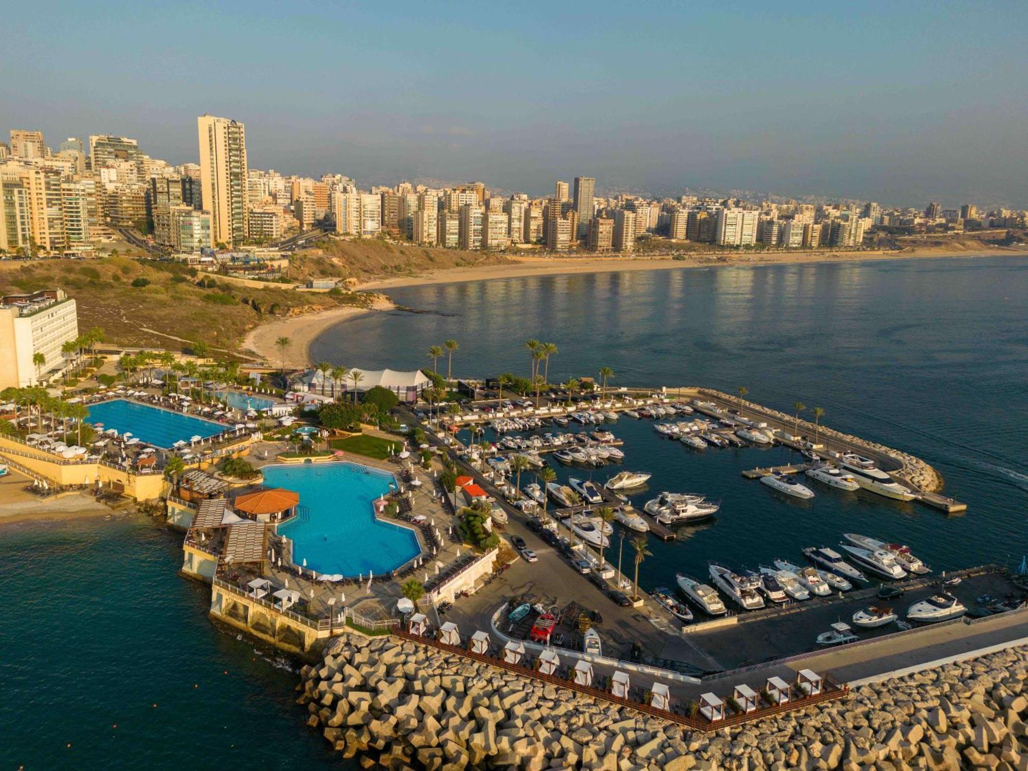 Moevenpick Hotel Beirut Eksteriør bilde