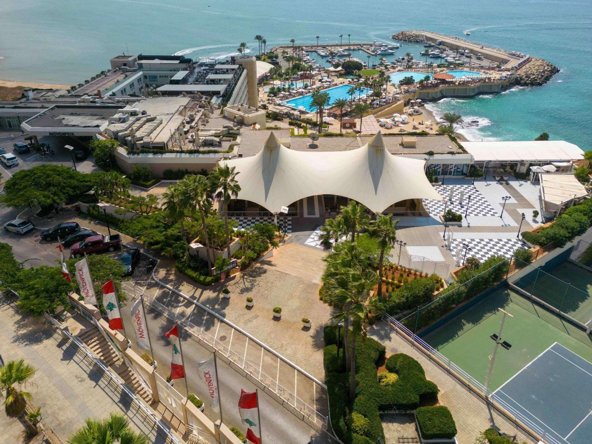 Moevenpick Hotel Beirut Eksteriør bilde